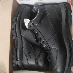 New Men's Black Athletic Boots Size 12. New Never Worn